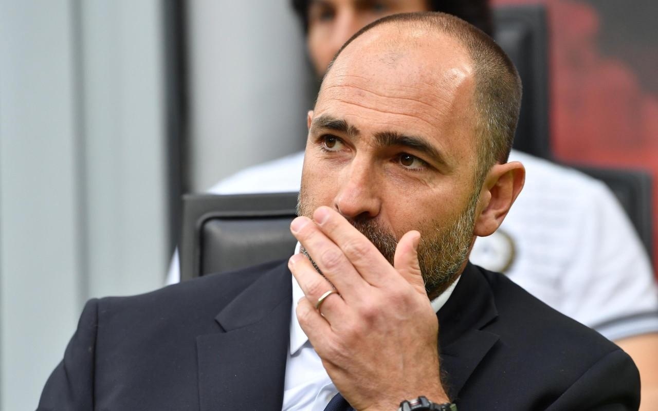 的表现吸引 的表现吸引