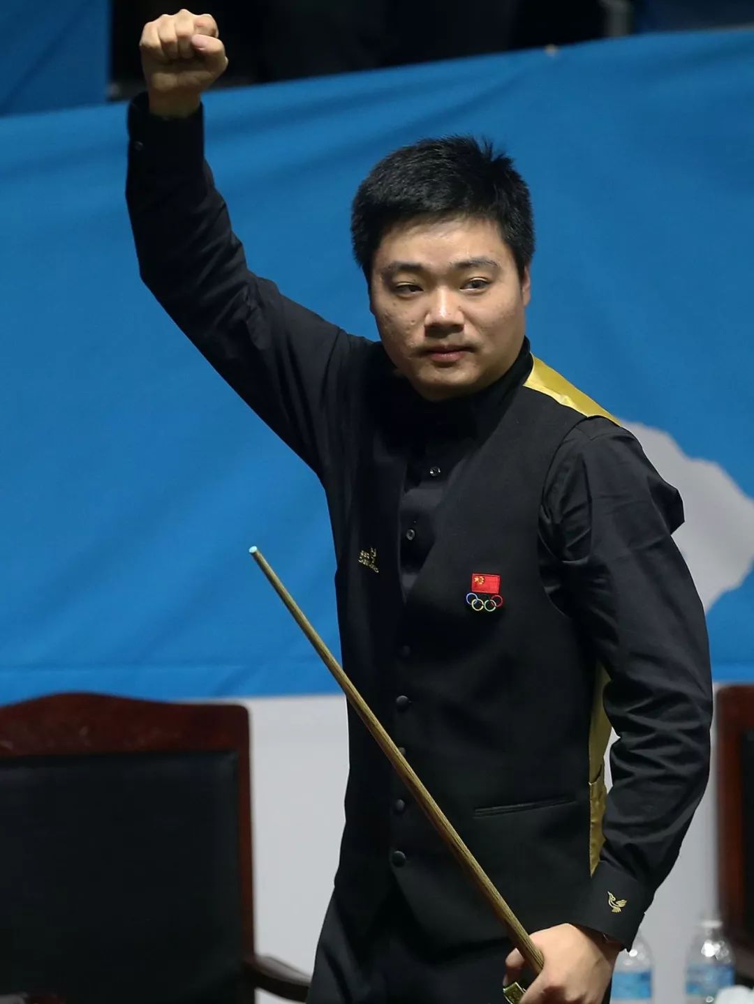 人士透露 人士透露